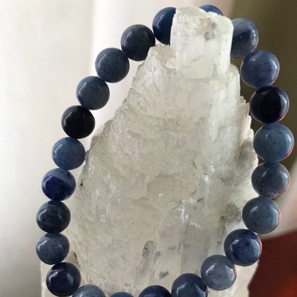 Genuine Tanzanite 8 mm gemstone bracelet - Picture 5 of 7